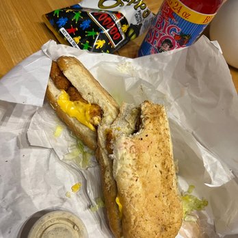 Verti Marte - Shrimp po'boy - Delis Near Me - New Orleans, Louisiana
