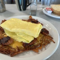 Scotsman Bar And Cafe - Cheddar Jalapeño Sausage haystack