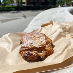 UN JE NE SAIS QUOI - 1300 Photos & 846 Reviews - 1361 Connecticut Ave