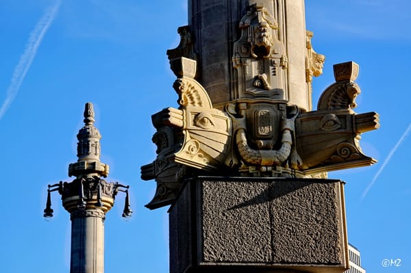 Charlottenburger Tor by null