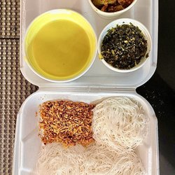 Apey Kade - Plain String hoppers meal combo
