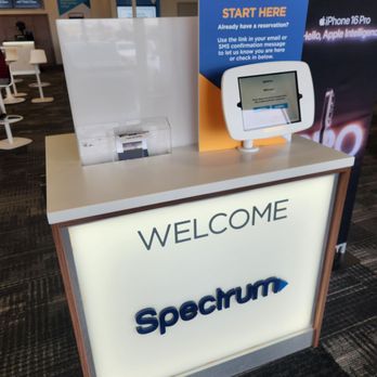 Spectrum - Kiosk to sign in - Television Service Providers Near Me - Westminster, California