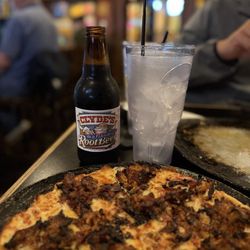 Clyde's Roadhouse Bar & Grille