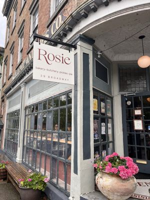 Rosie General by null