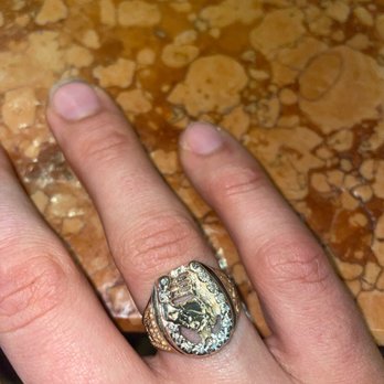 Bridal Diamond Palace - Grandfather's ring - Jewelry Near Me - Los Angeles, California Bridal Diamond Palace - Grandfather's ring - Jewelry Near Me - Los Angeles, California