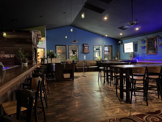 ADOBO Restaurant & Bar by null