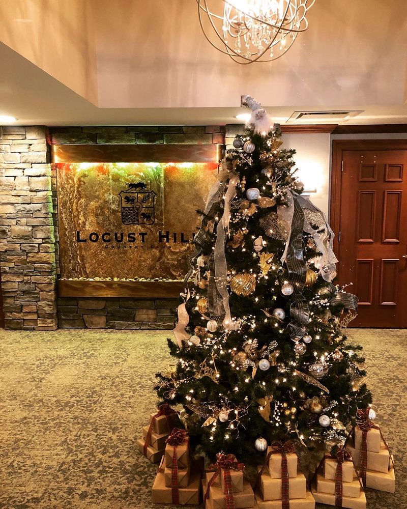 LOCUST HILL COUNTRY CLUB Updated September 2024 13 Photos 2000 Jefferson Rd, Pittsford