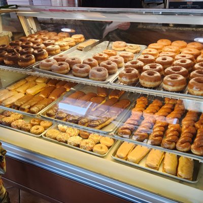 Donut King by null