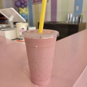 La Michoacana Jax - Strawberry agua fresca - Gelato Near Me - Jacksonville, Florida La Michoacana Jax - Strawberry agua fresca - Gelato Near Me - Jacksonville, Florida