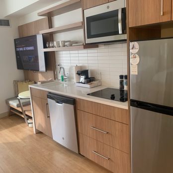 Element Bend - Hotels Near Me - Bend, Oregon