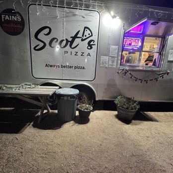 Scot’s Pizza - Food truck - Pizza Near Me - Burnet, Texas