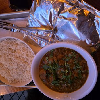 Indian Spice Kart - Lamb Curry with Butter Naan (in the foil) - Food Trucks Near Me - Portland, Oregon