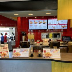 Raising Cane's Chicken Fingers - Order time!