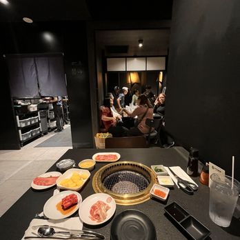 Gyubee Japanese Grill - Dundas - Vibe - Japanese Near Me - Toronto, Ontario