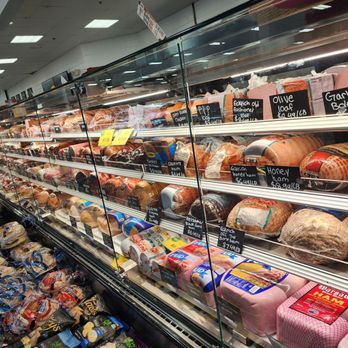 Local Market Shop & Save - Public Markets Near Me - Algonquin, Illinois