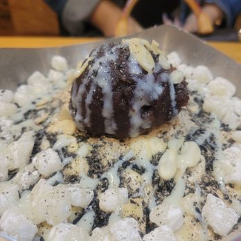 Cocohodo - Black sesame bingsu - Desserts Near Me - Flushing, New York