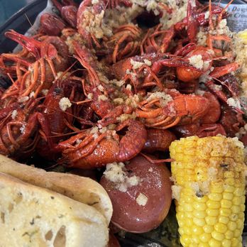 Beachside Seafood - 1 b of crawfish for $13.99 dinner - Seafood Near Me - Indialantic, Florida Beachside Seafood - 1 b of crawfish for $13.99 dinner - Seafood Near Me - Indialantic, Florida