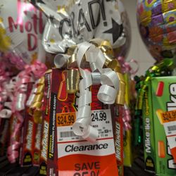 ACME Markets - No extra charge for the deflated balloon!