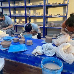 Chicago Ceramics Center - Throwing with classmates