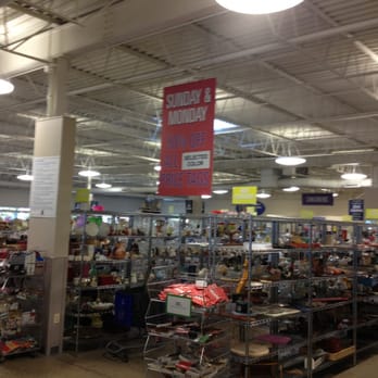 Goodwill Store & Donation Center - Community Service/Non-Profit Near Me - Arlington Heights, Illinois Goodwill Store & Donation Center - Community Service/Non-Profit Near Me - Arlington Heights, Illinois