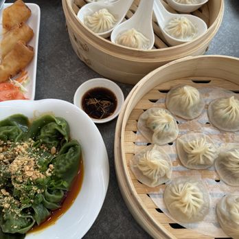Prince Dumpling - Lobster Xiao long bao, veggie wontons, pork Xiao long bao - Dim Sum Near Me - Rosemead, California Prince Dumpling - Lobster Xiao long bao, veggie wontons, pork Xiao long bao - Dim Sum Near Me - Rosemead, California
