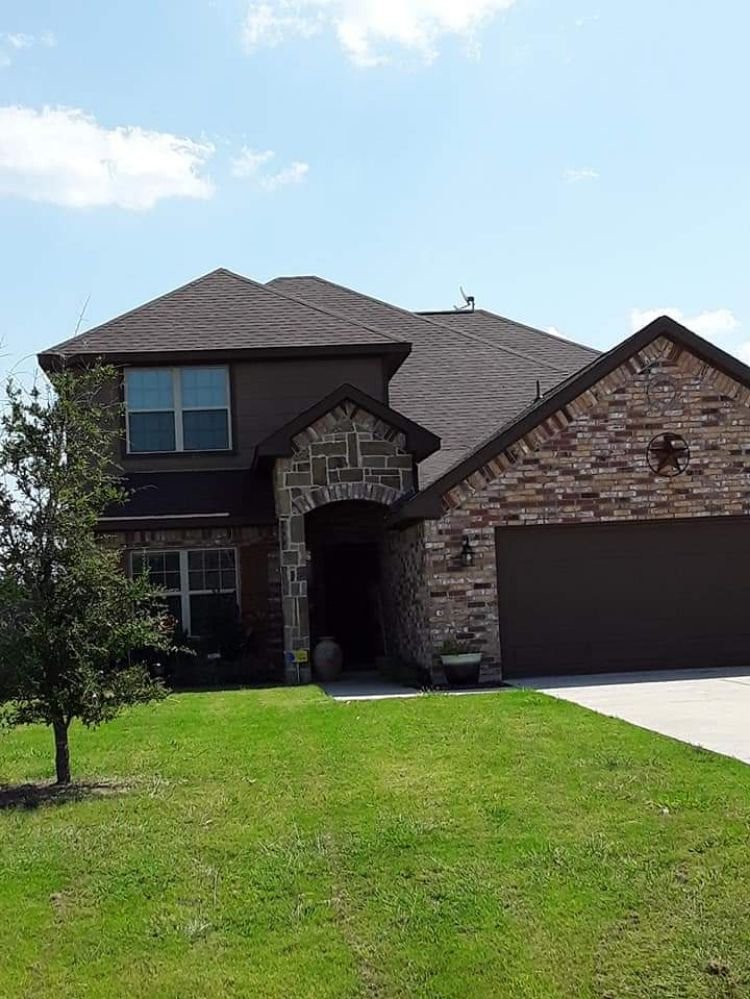 Slide of YFM Roofing