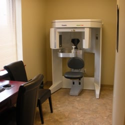 Advanced Oral Dynamics - In Office 3D CT Scan:
State of the art technology used to place Dental Implants