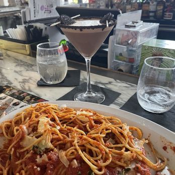 Sugar Factory - Oreo Cookie Dream martini and Chicken Parmesan for Two - Desserts Near Me - Jacksonville, Florida Sugar Factory - Oreo Cookie Dream martini and Chicken Parmesan for Two - Desserts Near Me - Jacksonville, Florida