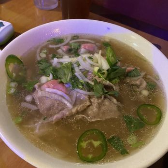 Pho Shiki - Extra large rare beef pho.  Very fresh and yummy. - Vietnamese Near Me - Columbus, Indiana