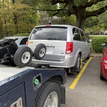 Elite Towing & Recovery - Working - Towing Near Me Elite Towing & Recovery - Working - Towing Near Me