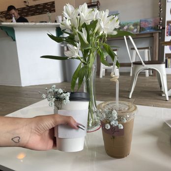 De Coffee Bloom - Amazing latte's - Coffee & Tea Near Me - Trinity, Florida