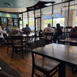 Picnikins Patio Cafe - Interior