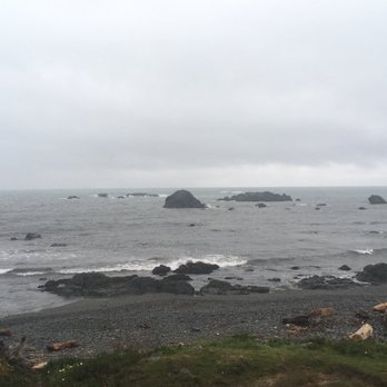 Oceanfront Lodge - Hotels Near Me - Crescent City, California