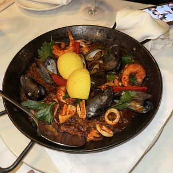 Barcelona Wine Bar - Seafood paella - Tapas/Small Plates Near Me - Washington, DC, District of Columbia Barcelona Wine Bar - Seafood paella - Tapas/Small Plates Near Me - Washington, DC, District of Columbia