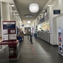 US Post Office - 7/22/26 Dropping off a birthday card going to Germany. Main lobby