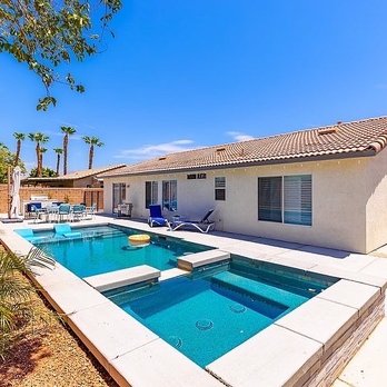 Bella Blue Water - Pool! BBQ and firepit - All made by them ! - Pool & Hot Tub Service Near Me - Indio, California