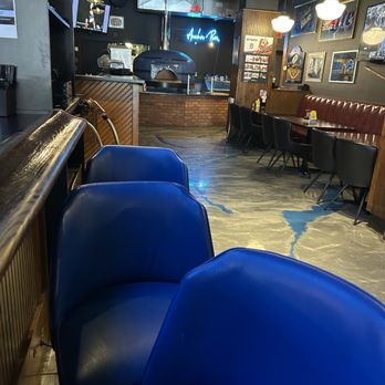 Anchor Bar - Bar - Pubs Near Me - Detroit, Michigan