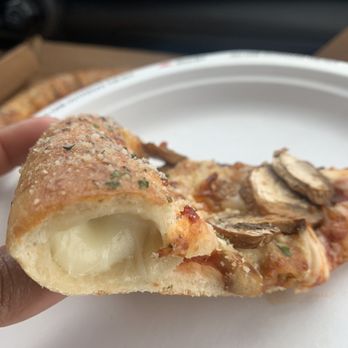 Pizza Hut - Stuffed crust for the win - Pizza Near Me - Dayton, Nevada