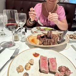 Porterhouse for two w/ sautéed mushrooms and asparagus