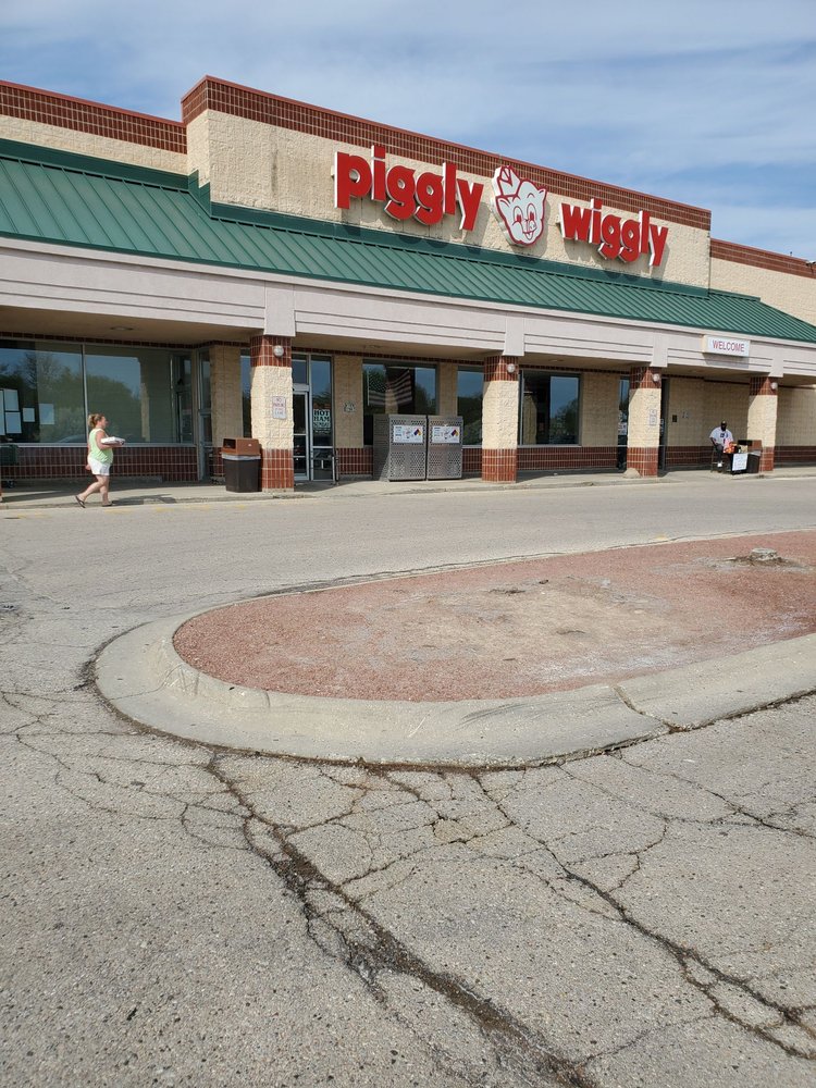 PIGGLY WIGGLY Updated October 2024 W189 S7847 Racine Ave, Muskego
