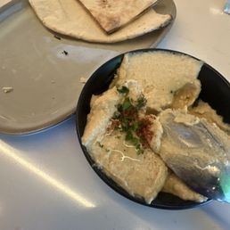 Pita and hummus! Pita and hummus!