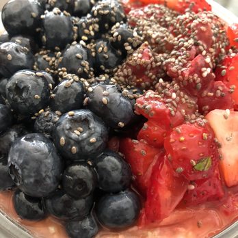 Grain and Berry - Westchase - Superfruit Pitaya Bowl - no coconut flakes - Acai Bowls Near Me - Tampa, Florida Grain and Berry - Westchase - Superfruit Pitaya Bowl - no coconut flakes - Acai Bowls Near Me - Tampa, Florida