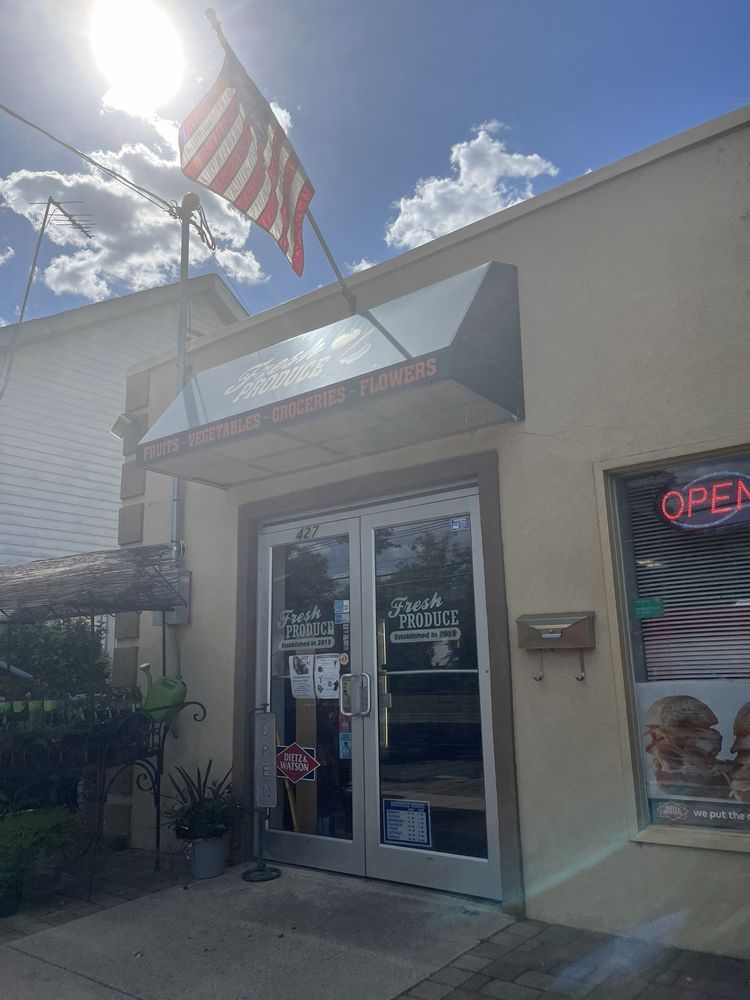 FRESH PRODUCE Updated September 2024 14 Reviews 427 W Broad St