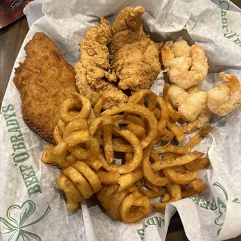 Beef 'O' Brady's - Fish and chicken with added shrimp - American Near Me - Prattville, Alabama