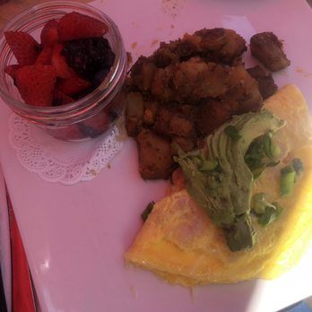 The Attic - Blue bayou omelette - Breakfast & Brunch Near Me - Long Beach, California