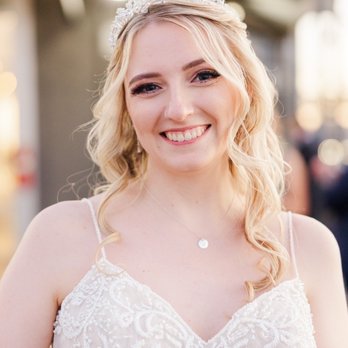 Curled + Contoured - Makeup Artists Near Me Curled + Contoured - Makeup Artists Near Me