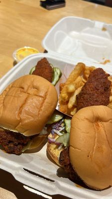 Dave's Hot Chicken by null