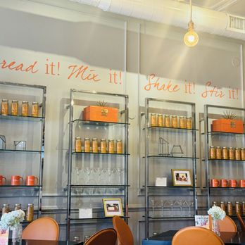 Mango Mangeaux - Retail Wall Street - New American Near Me - Hampton, Virginia
