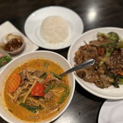 Davorn's Place Lao - Thai Restaurant