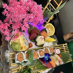 Wasabi - Luncheon sushi/sashimi combo